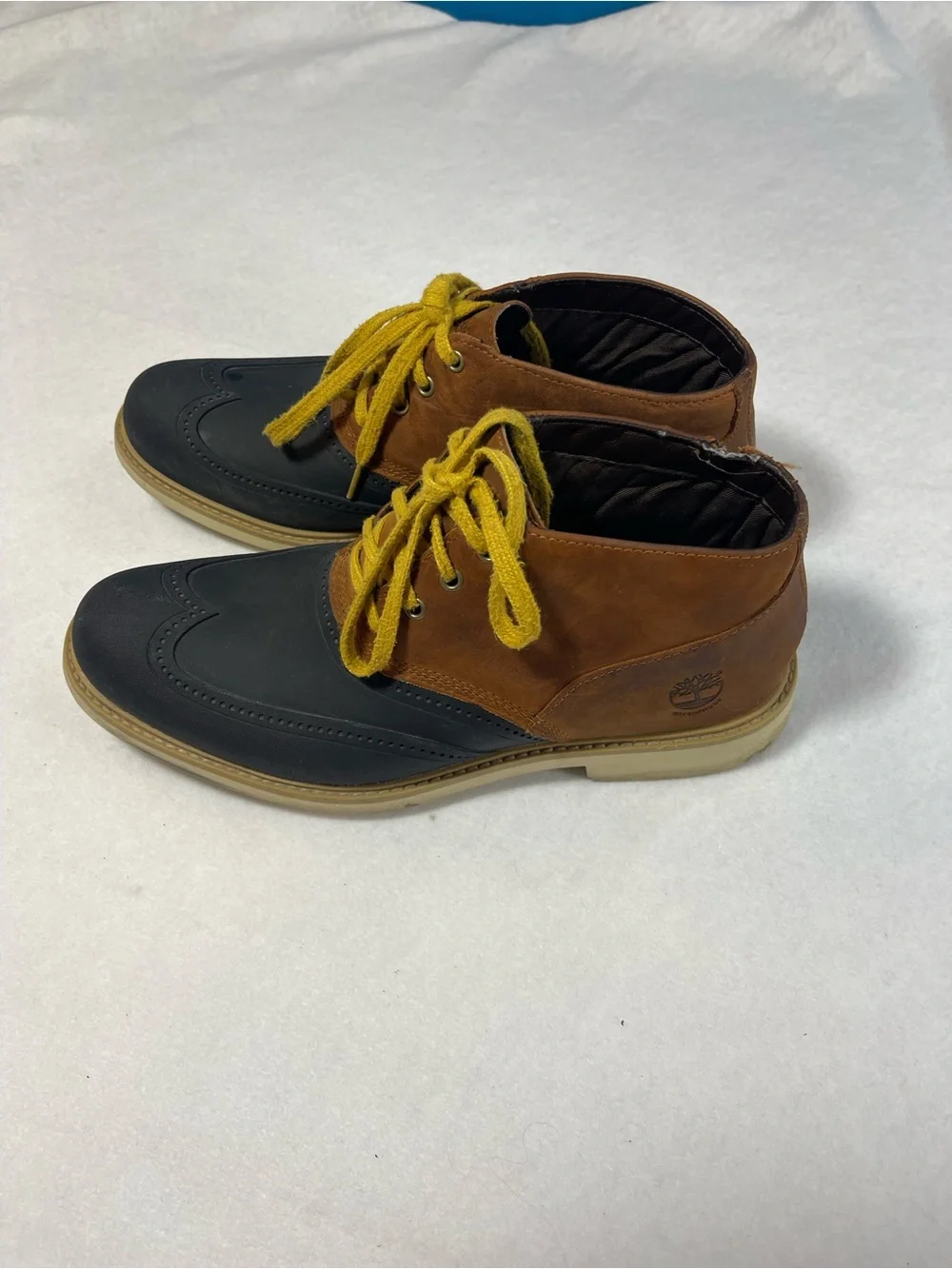Timberland Waterproof Duck Chukka Boots Men’s 9.5 Brown Black Leather Ortholite
